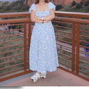 Forever 21 Blue Floral Cottagecore Puff Sleeve Midi Dress 🌸